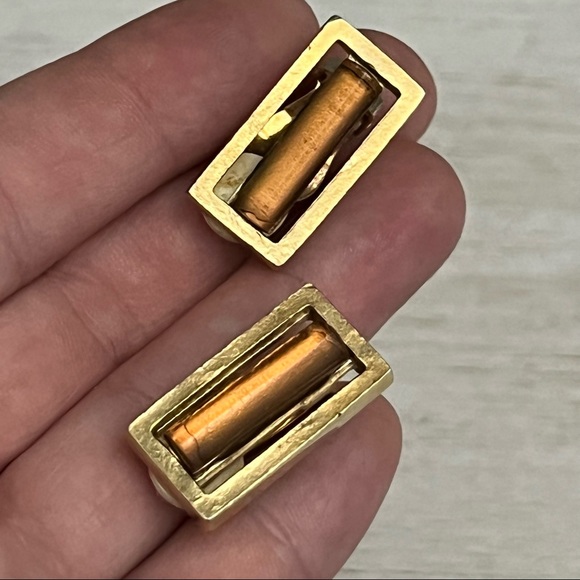 Givenchy Gold Tone Vintage Clip On Chunky Runway Earrings 1980s - Picture 9 of 12